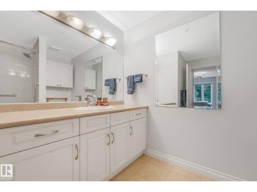 #302 9811 96A ST NW — photo 37 of 40