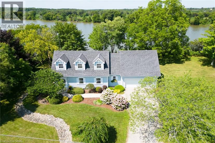 1042 RIVER Road, Cayuga