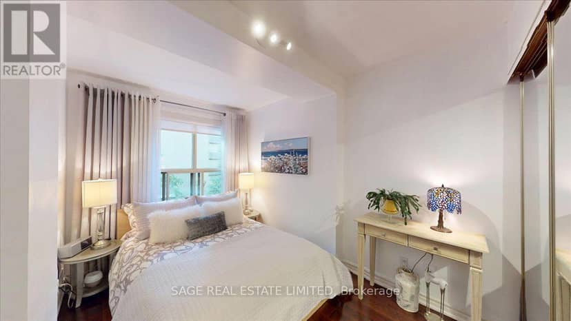208 - 88 Charles Street E — photo 19 of 29