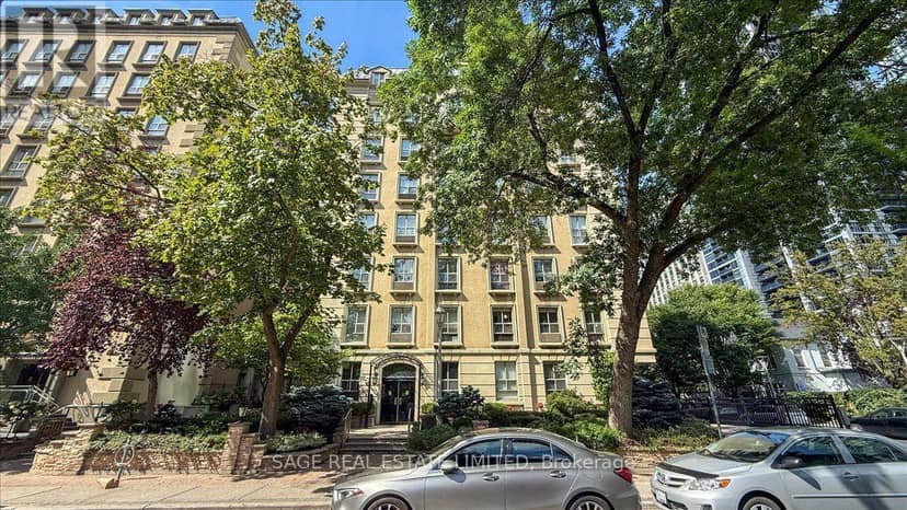 208 - 88 Charles Street E — photo 2 of 29