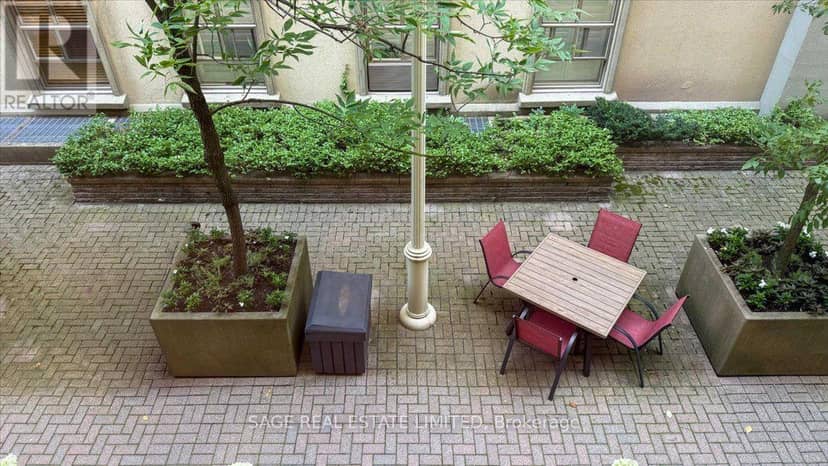 208 - 88 Charles Street E — photo 25 of 29