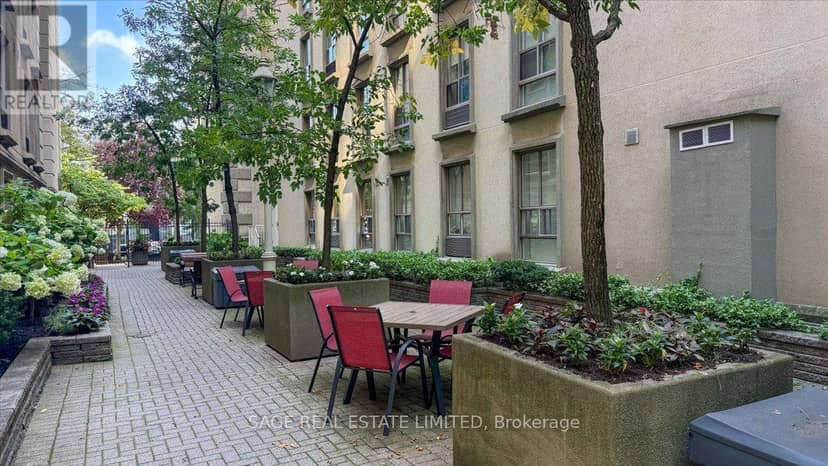 208 - 88 Charles Street E — photo 26 of 29