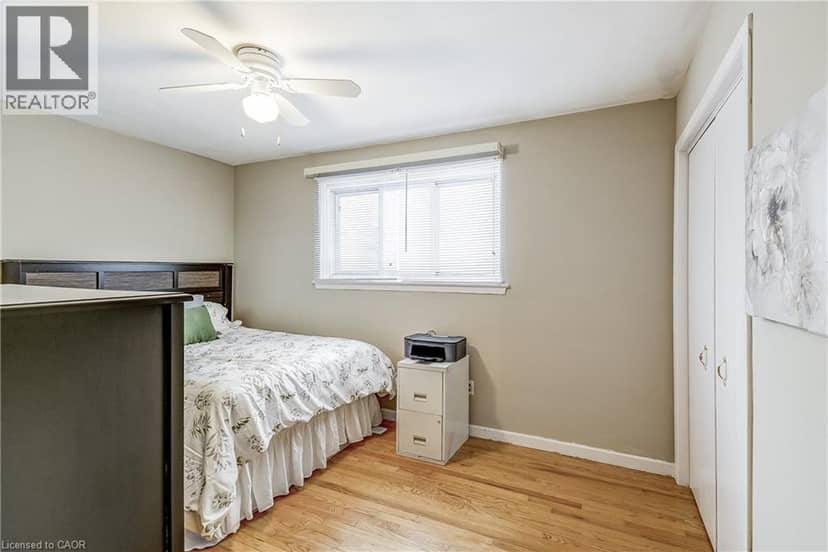2145 SANDRINGHAM Drive — photo 12 of 24