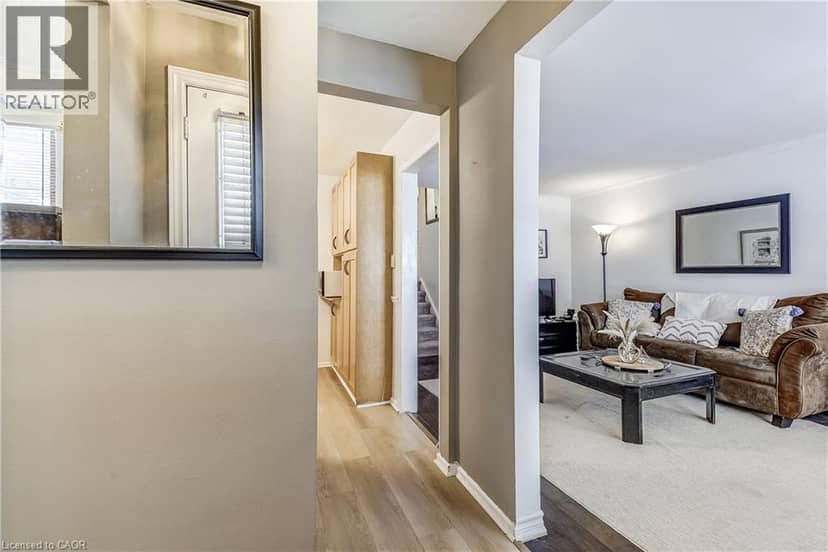 2145 SANDRINGHAM Drive — photo 3 of 24
