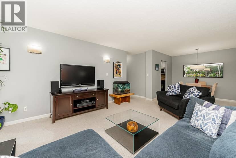 203 9320 PARKSVILLE DRIVE, Richmond, photo 2