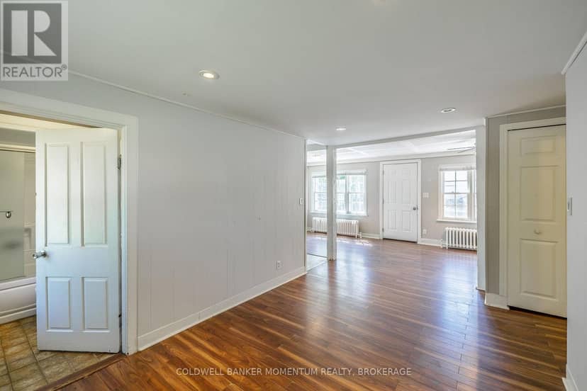 1201 Pelham Street — photo 15 of 37