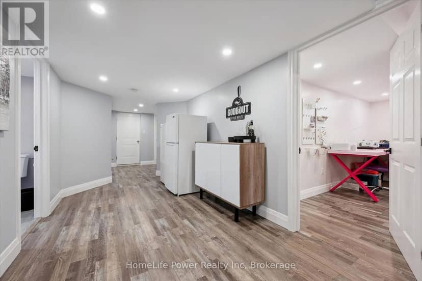 183 Townsend Drive — photo 33 of 40