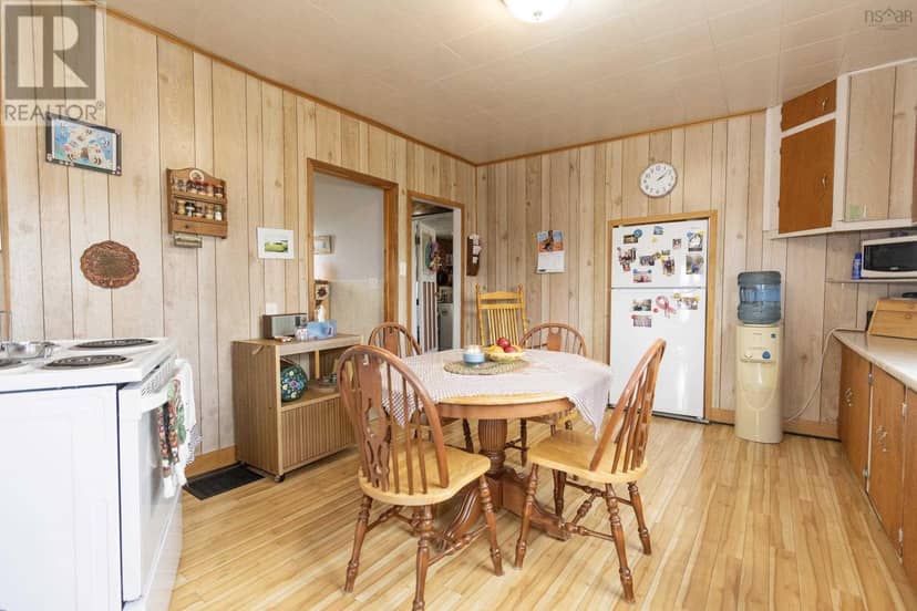 516 Lower Cove Road — photo 12 of 39