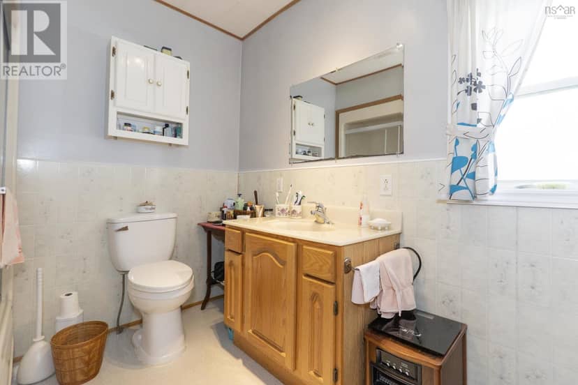 516 Lower Cove Road — photo 13 of 39