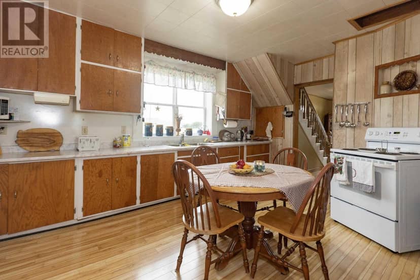 516 Lower Cove Road — photo 9 of 39