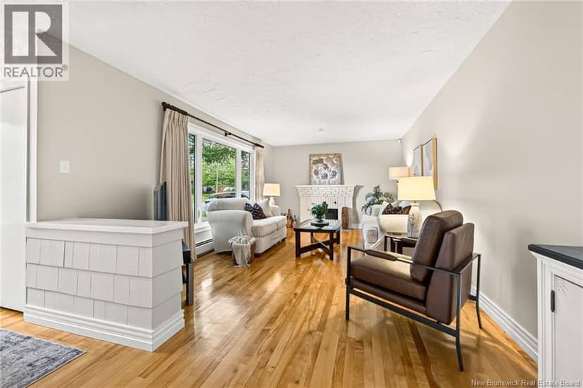116 Ellerdale Avenue — photo 3 of 40