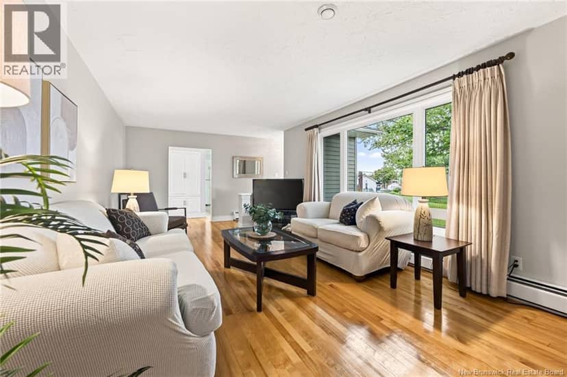116 Ellerdale Avenue — photo 6 of 40