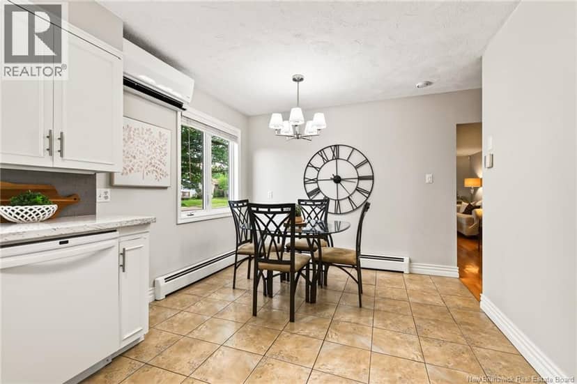 116 Ellerdale Avenue — photo 10 of 40