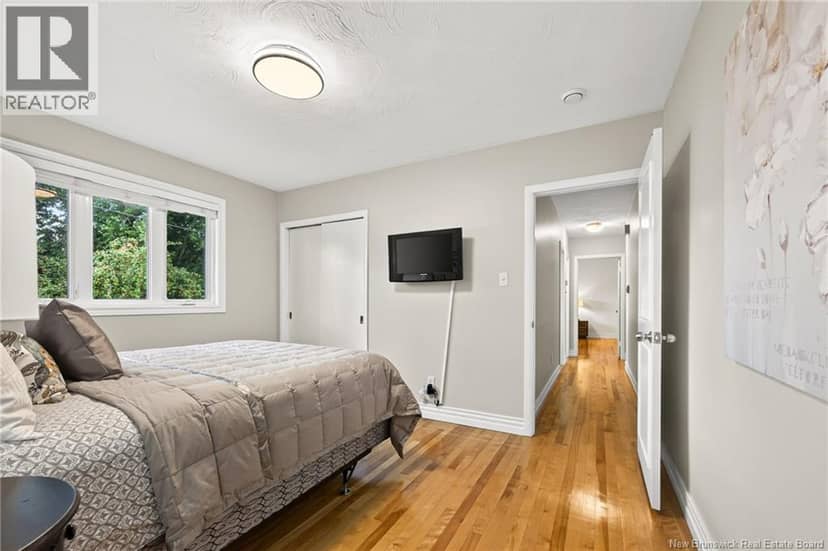 116 Ellerdale Avenue — photo 22 of 40