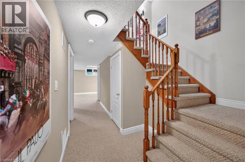 31 SUNVALE Place Unit# 8 — photo 29 of 40
