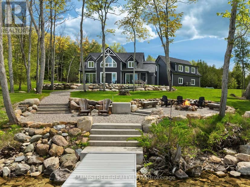 76B Johnston Road, Central Manitoulin