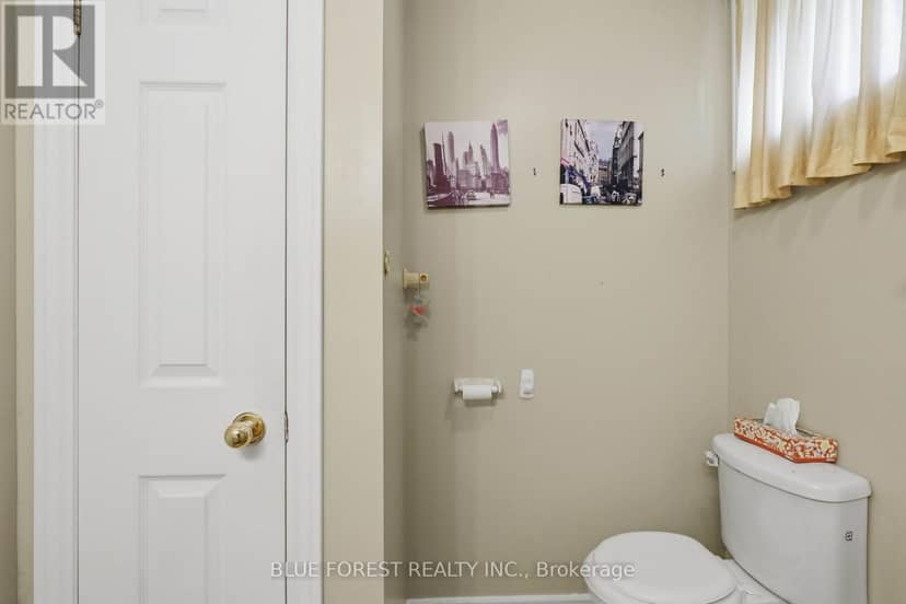 236 Margaret Street — photo 24 of 32