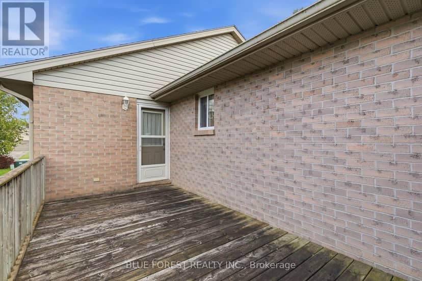 236 Margaret Street — photo 26 of 32