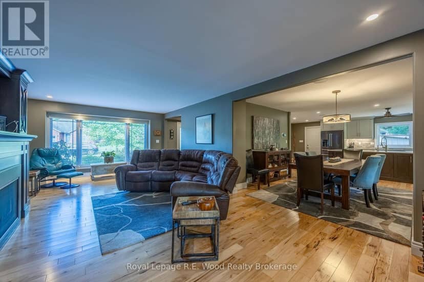 51 Parkwood Drive — photo 11 of 40