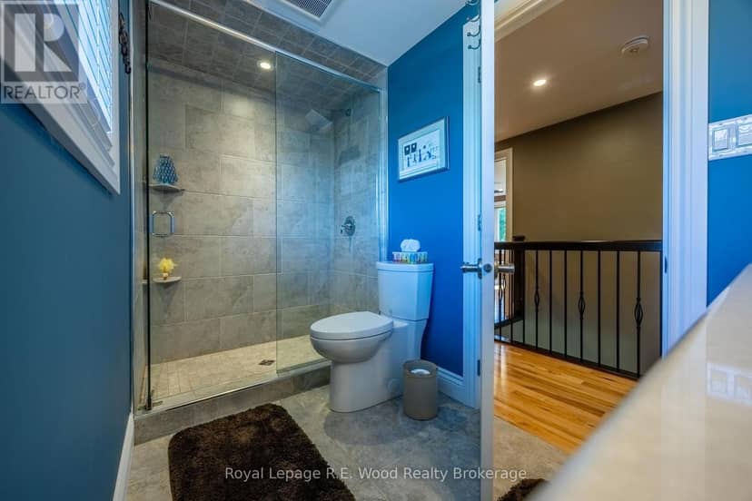 51 Parkwood Drive — photo 15 of 40
