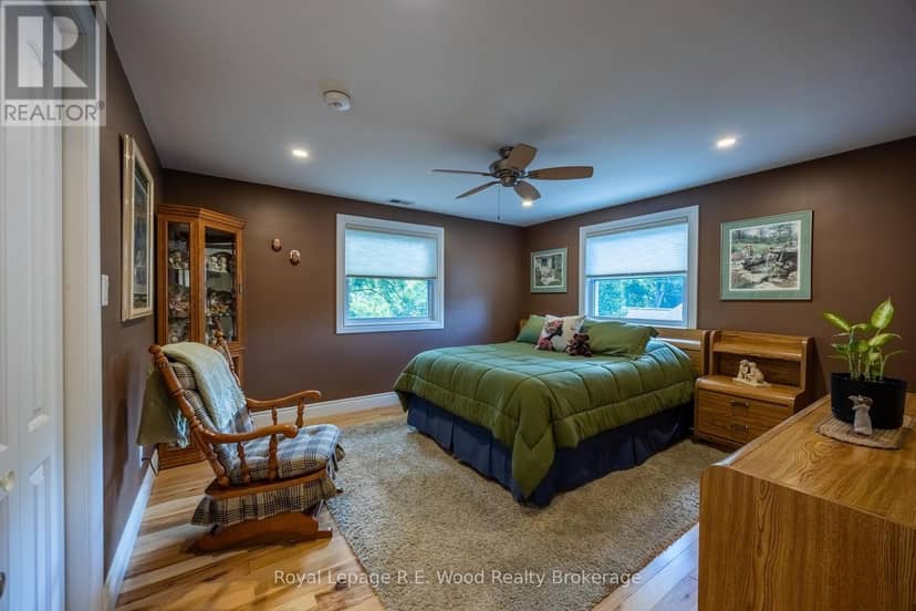 51 Parkwood Drive — photo 18 of 40