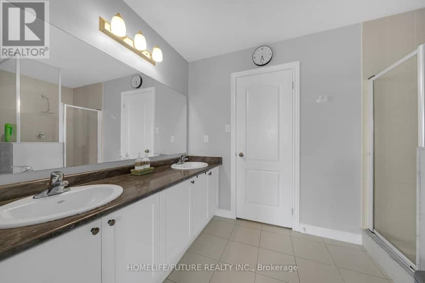 2600 Kentucky Derby Way — photo 37 of 40