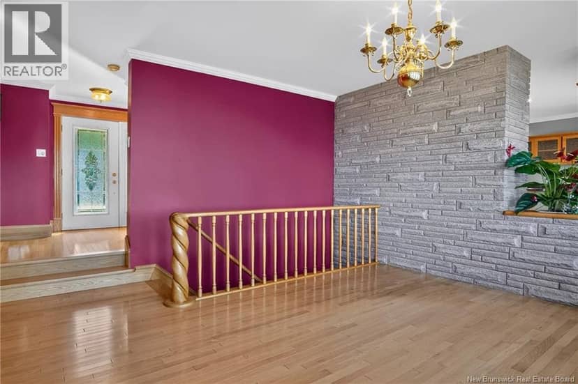 127 Bay Crescent Drive — photo 16 of 40