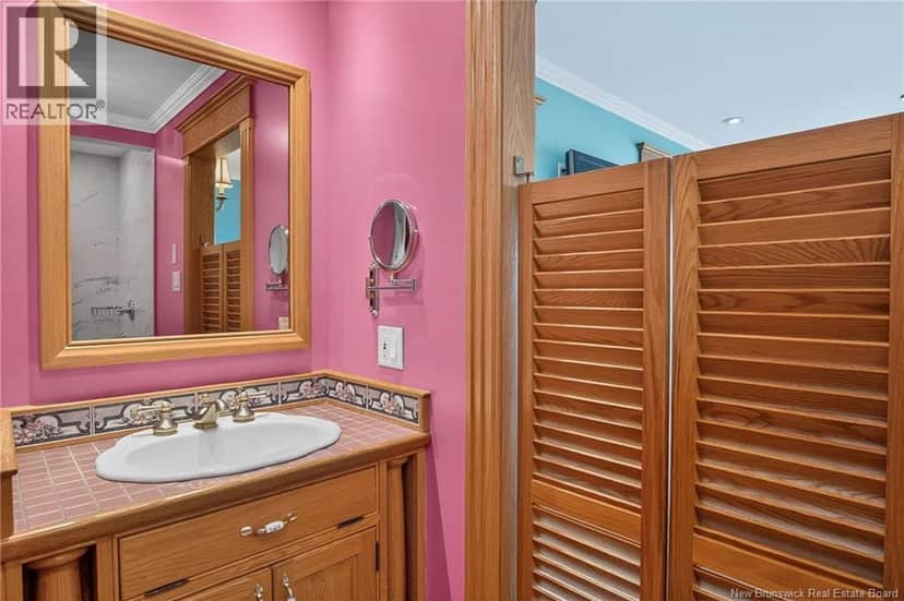 127 Bay Crescent Drive — photo 30 of 40
