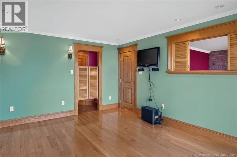 127 Bay Crescent Drive — photo 29 of 40