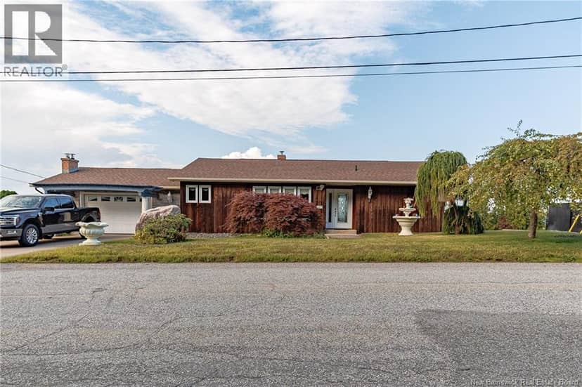 127 Bay Crescent Drive — photo 7 of 40