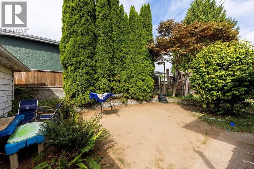 911 SPERLING AVENUE, Burnaby, photo 4