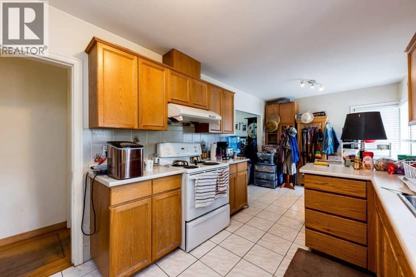 911 SPERLING AVENUE, Burnaby, photo 6