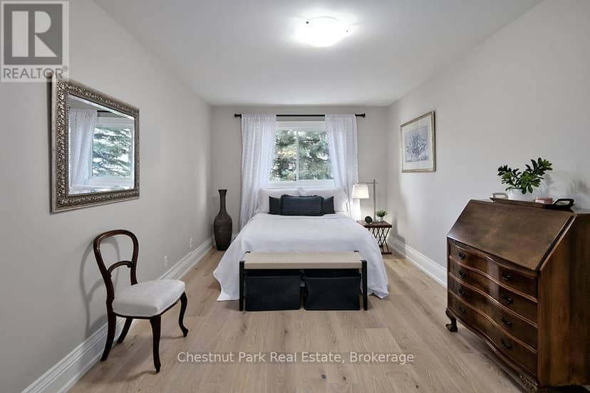40 Barker Boulevard — photo 14 of 35