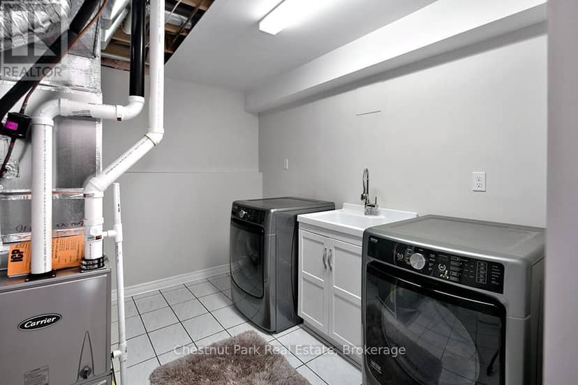 40 Barker Boulevard — photo 35 of 35