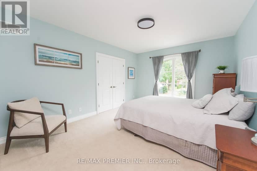 2064 Dickson Road — photo 39 of 40