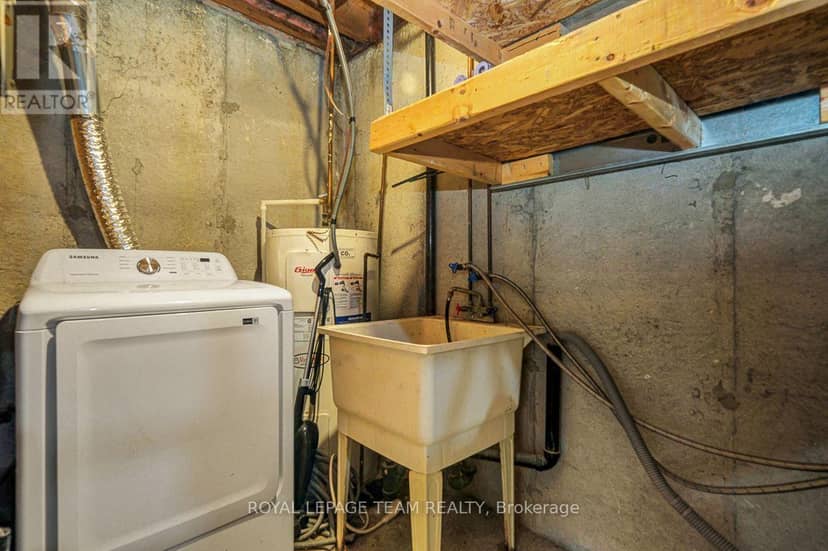 Unit# A - 13 Woodvale Green — photo 34 of 40