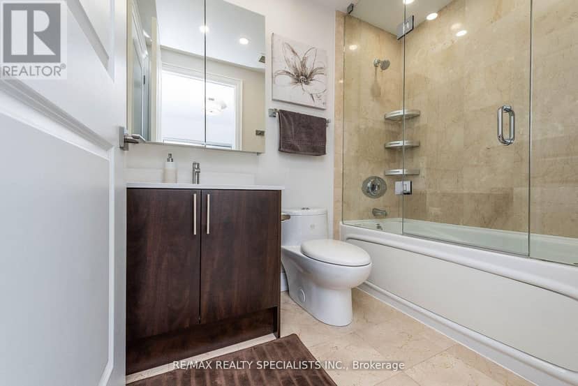 1114 - 2083 Lake Shore Boulevard W — photo 11 of 26
