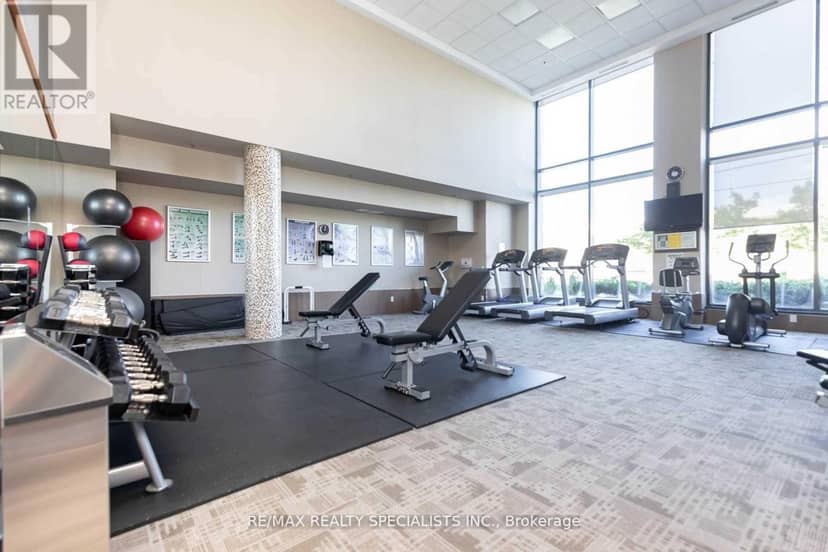 1114 - 2083 Lake Shore Boulevard W — photo 23 of 26