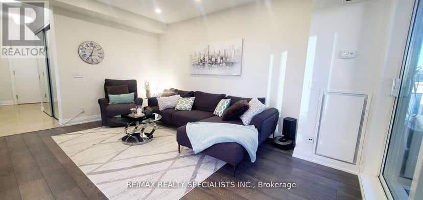 1114 - 2083 Lake Shore Boulevard W — photo 5 of 26