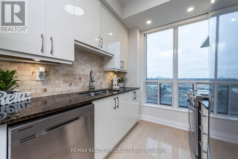 1114 - 2083 Lake Shore Boulevard W — photo 7 of 26