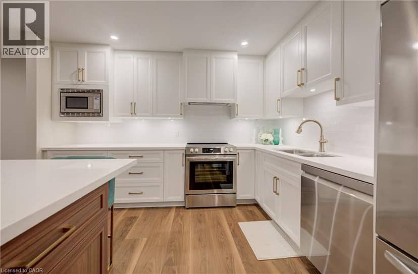 440 DURHAM Street W Unit# 105 — photo 13 of 31