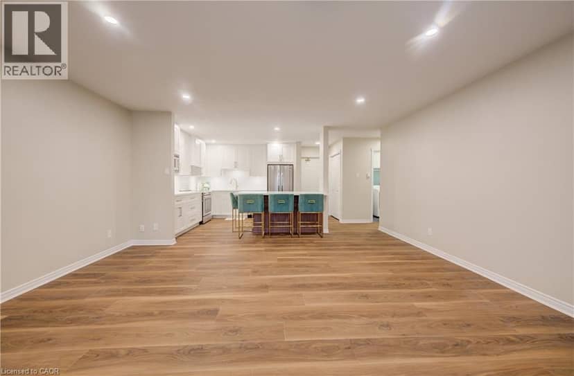 440 DURHAM Street W Unit# 105 — photo 17 of 31