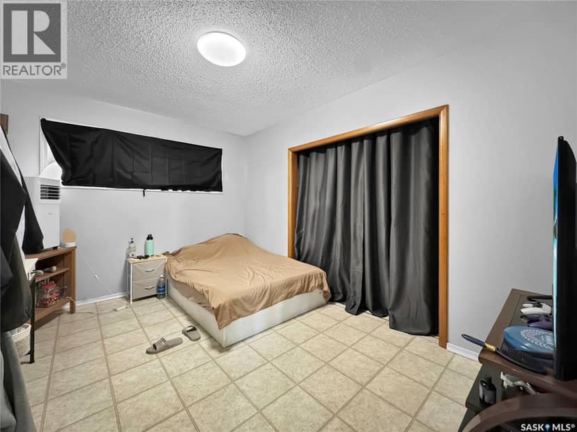 1051 109th STREET — photo 10 of 22