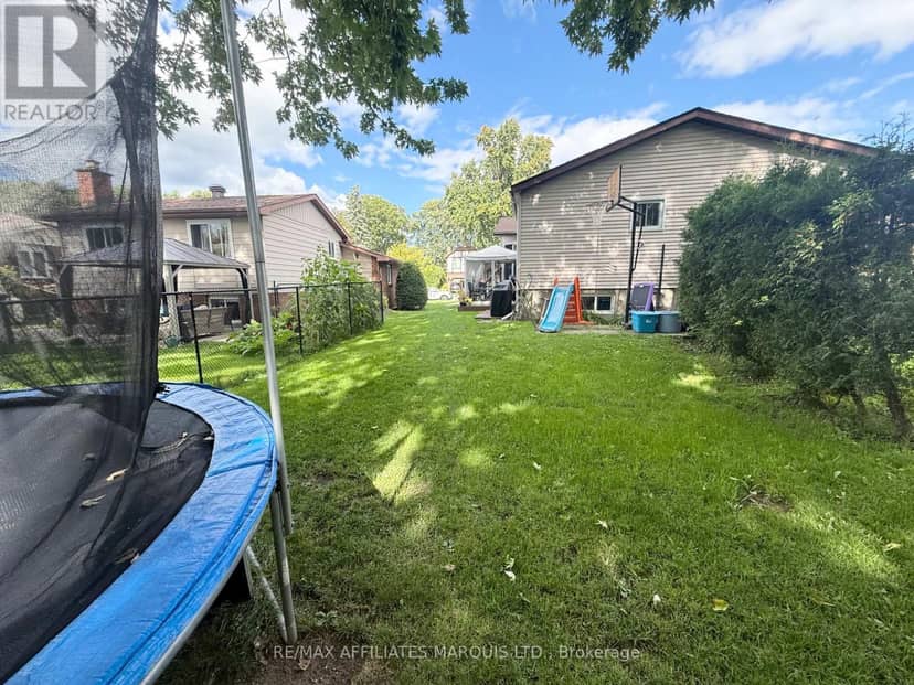574 Lynwood Drive — photo 5 of 21