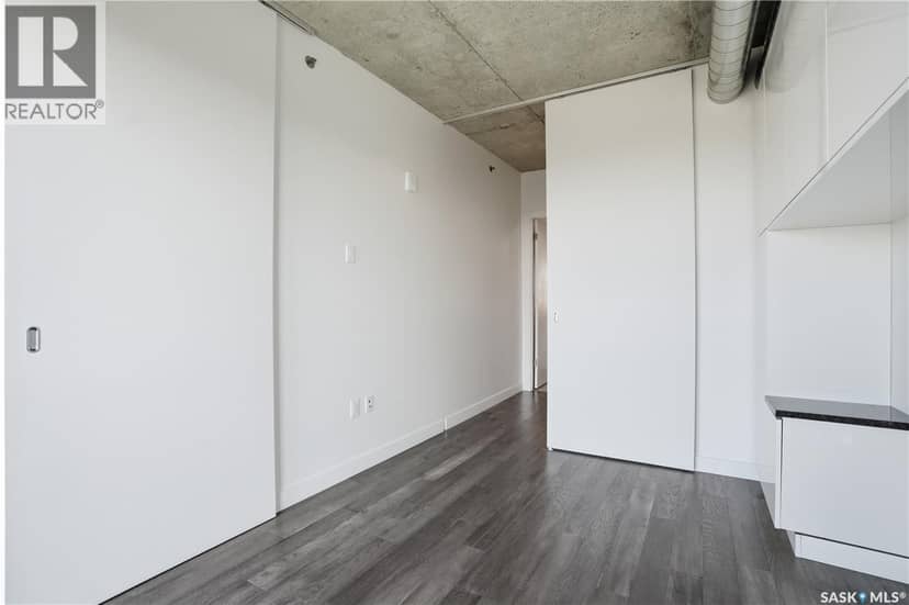 1705 490 2nd AVENUE S — photo 19 of 40