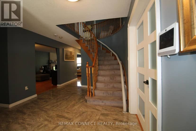 80 Kennett Drive, Whitby, photo 4