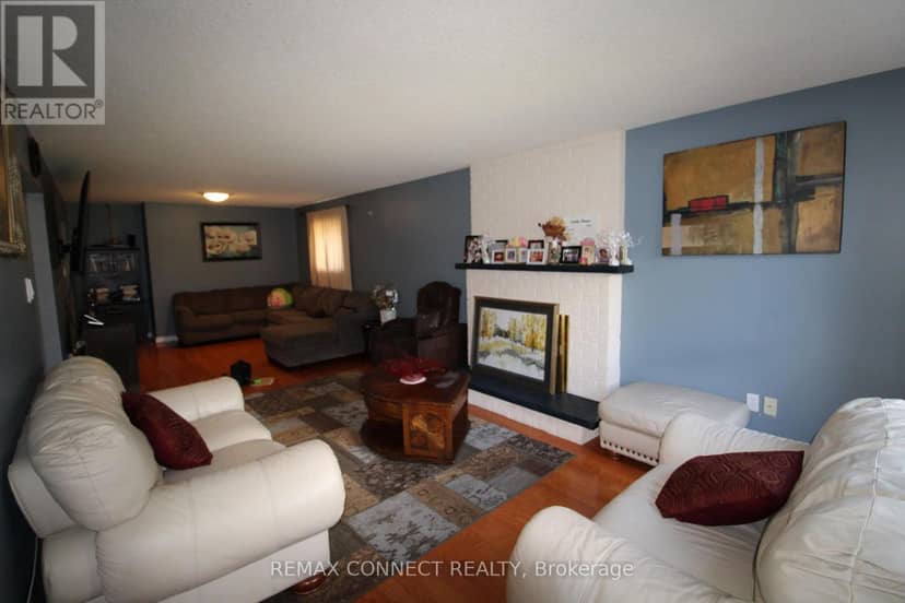 80 Kennett Drive, Whitby, photo 7