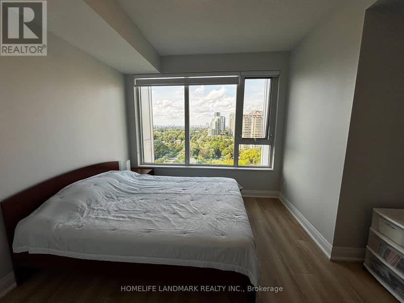1809 - 68 Canterbury Place — photo 10 of 16