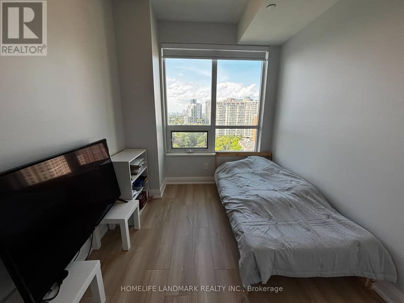 1809 - 68 Canterbury Place — photo 7 of 16