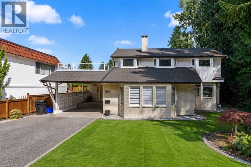 677 GATENSBURY STREET, Coquitlam